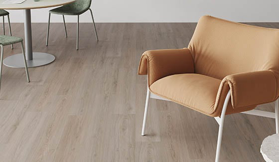 Tarkett zet in op innovatieve producten zoals de duurzame non pvc tegels iD Evolution