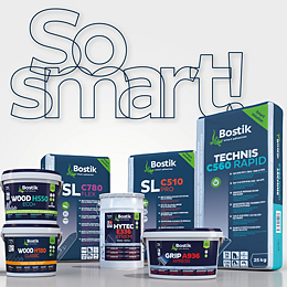 Op-de-uniform-ogende