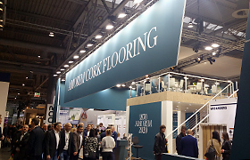 Anderhalve-eeuw-Amorim