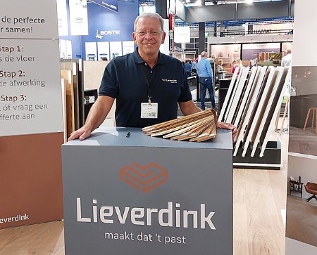 Kees Pouw achter het nieuwe Lieverdink logo