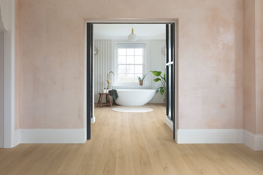 AVMP40236 Interior22