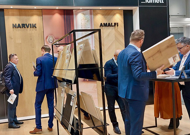 Berry Veldmans Lamett op foto tweede van links