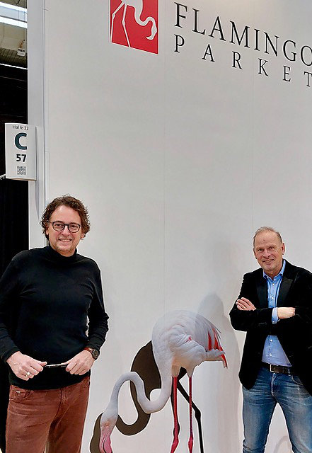 Dick van de Klok links en Lars Versteeg van Flamingo Parket