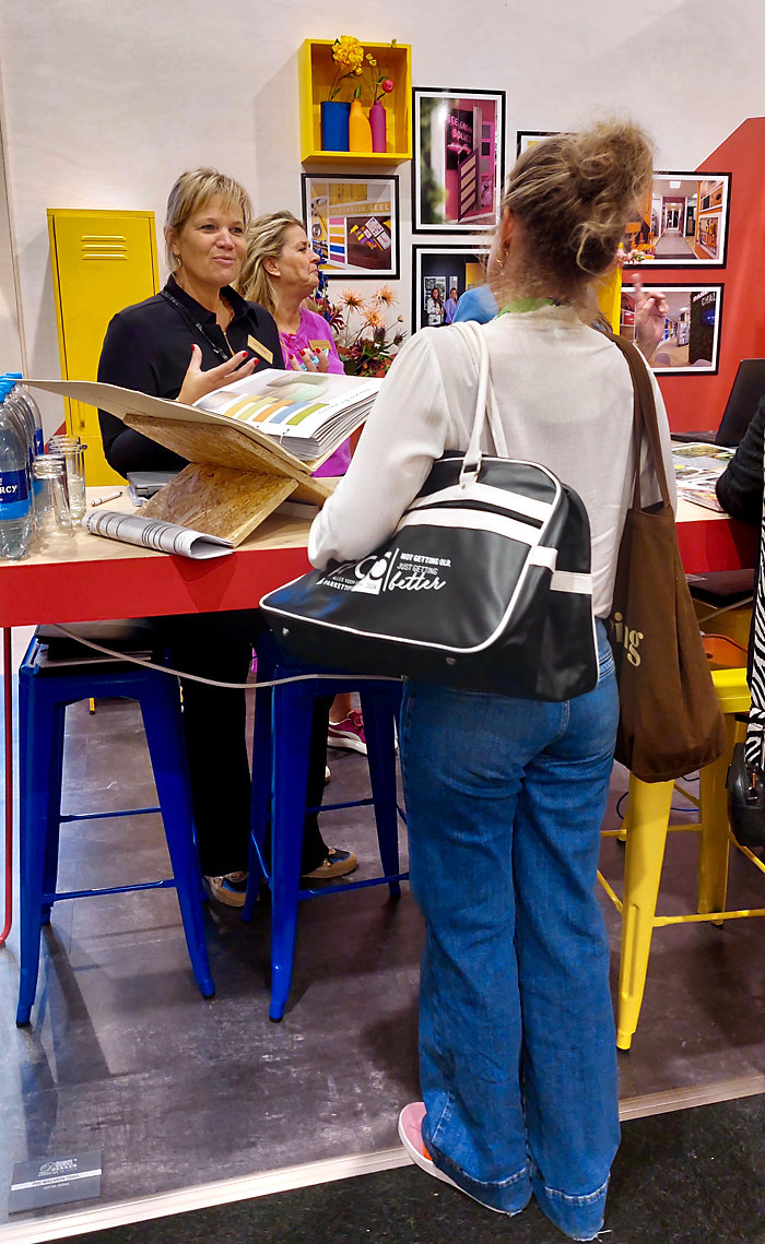 Lisa Klaassen van het jubilerende PPC was terug te vinden te midden van haar design team