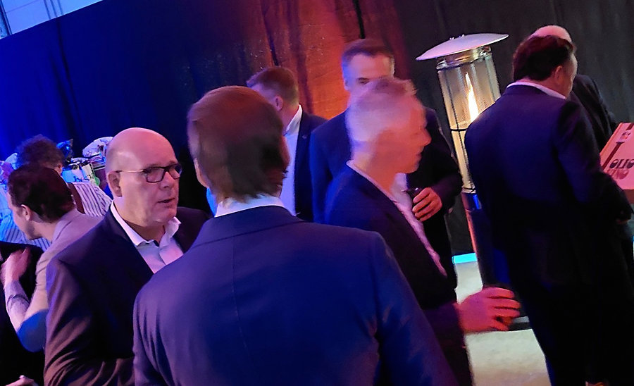 Er werd volop geproost getoast en gefeliciteerd