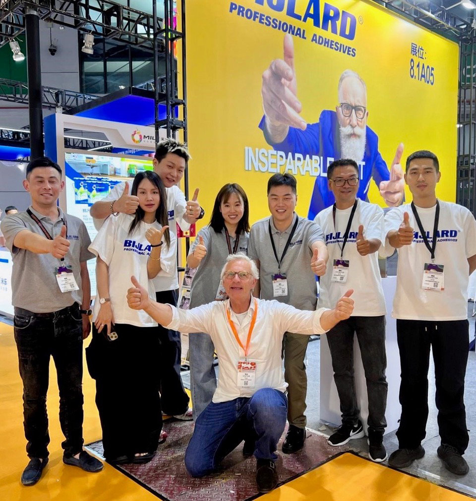 Peter Bijlard foto midden is met zijn Bijlard International net als vorig jaar weer van de partij ditmaal op stand 5.2B30