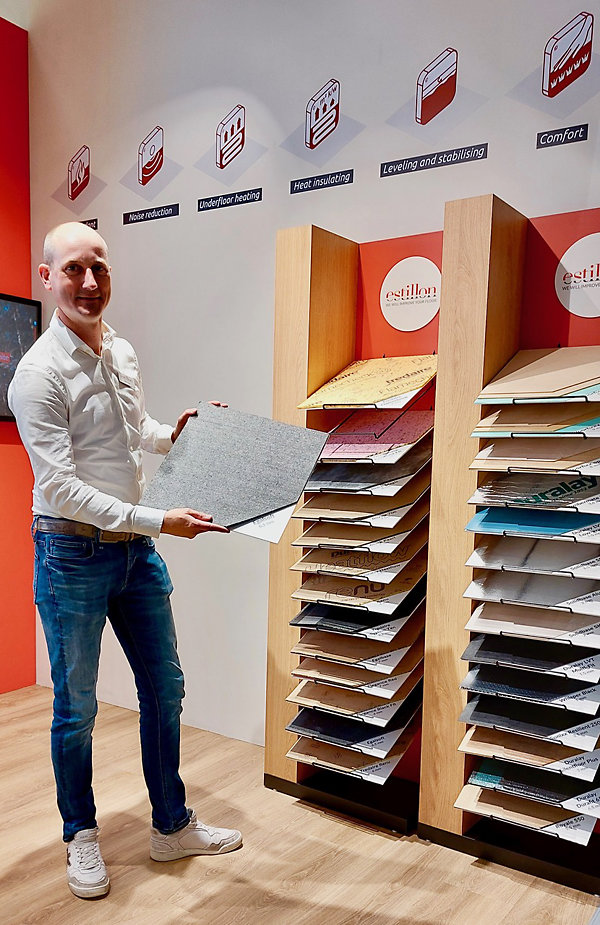 Bart Visser presenteert met veel enthousiasme het assortiment van Estillonjpg