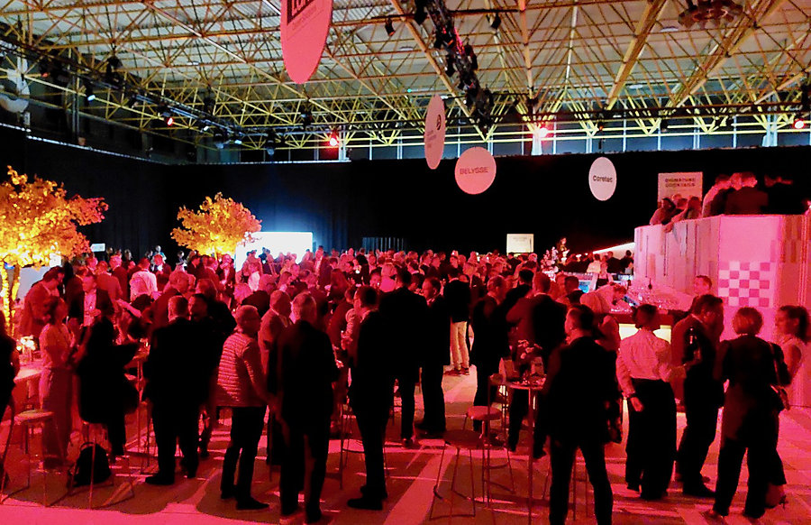 De bruisende Flanders Flooring Night trok op woensdagavond weer veel feestende branchegenoten