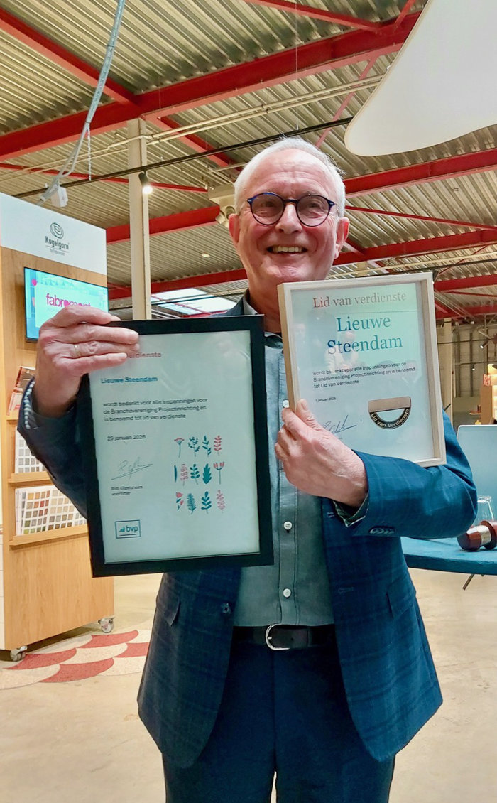 Scheidend voorzitter Lieuwe Steendam bekroond als Lid van Verdienste